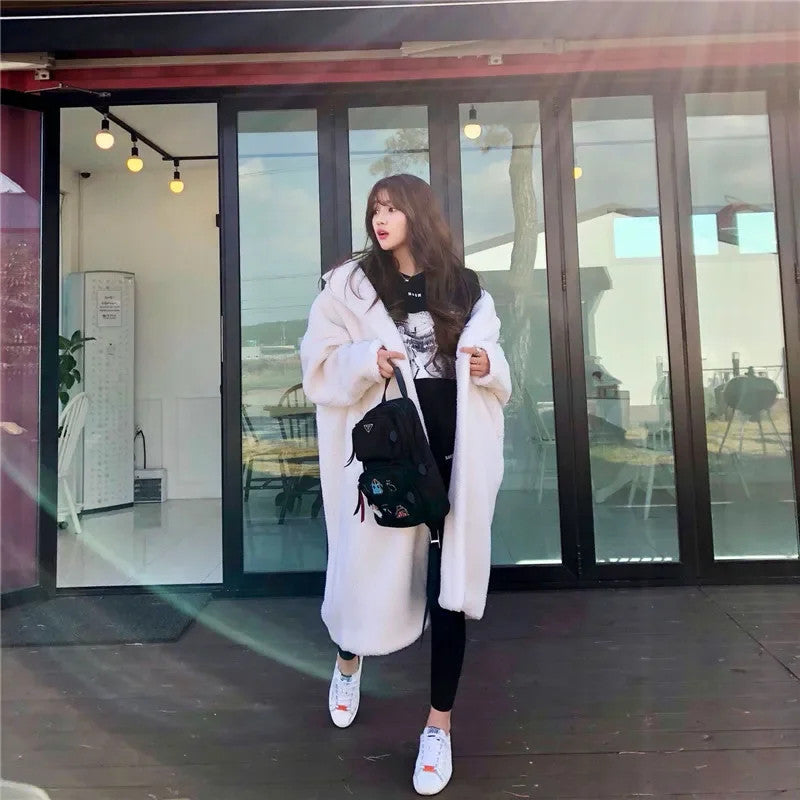 Women's Lamb Fur Coat Warm Autumn Winter Outerwear Jacket