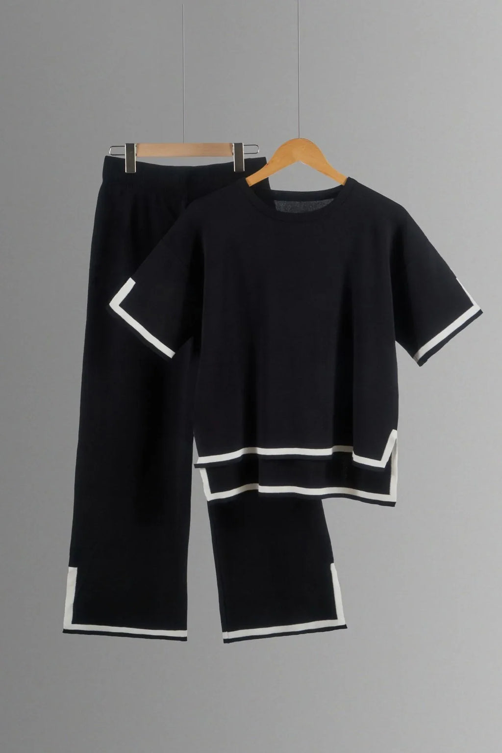 Two-piece Summer New Knitted Elegant Trousers Suit Short-sleeved Pullover Wide-leg Pants Casual Home Two-piece Women's Set