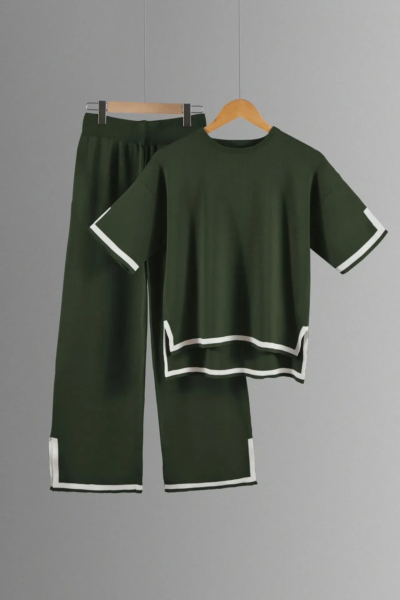 Two-piece Summer New Knitted Elegant Trousers Suit Short-sleeved Pullover Wide-leg Pants Casual Home Two-piece Women's Set