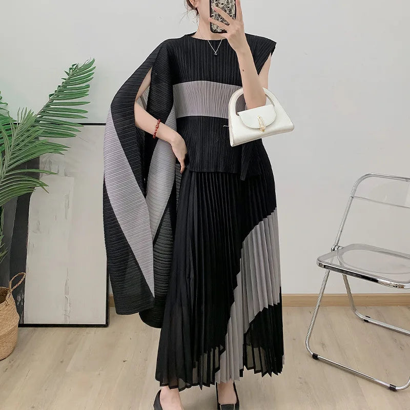 Miyake Fold 2025 Autumn Women's Color Matching New Set Shawl Irregular Top Long Elastic Waist Skirt Two-piece Set